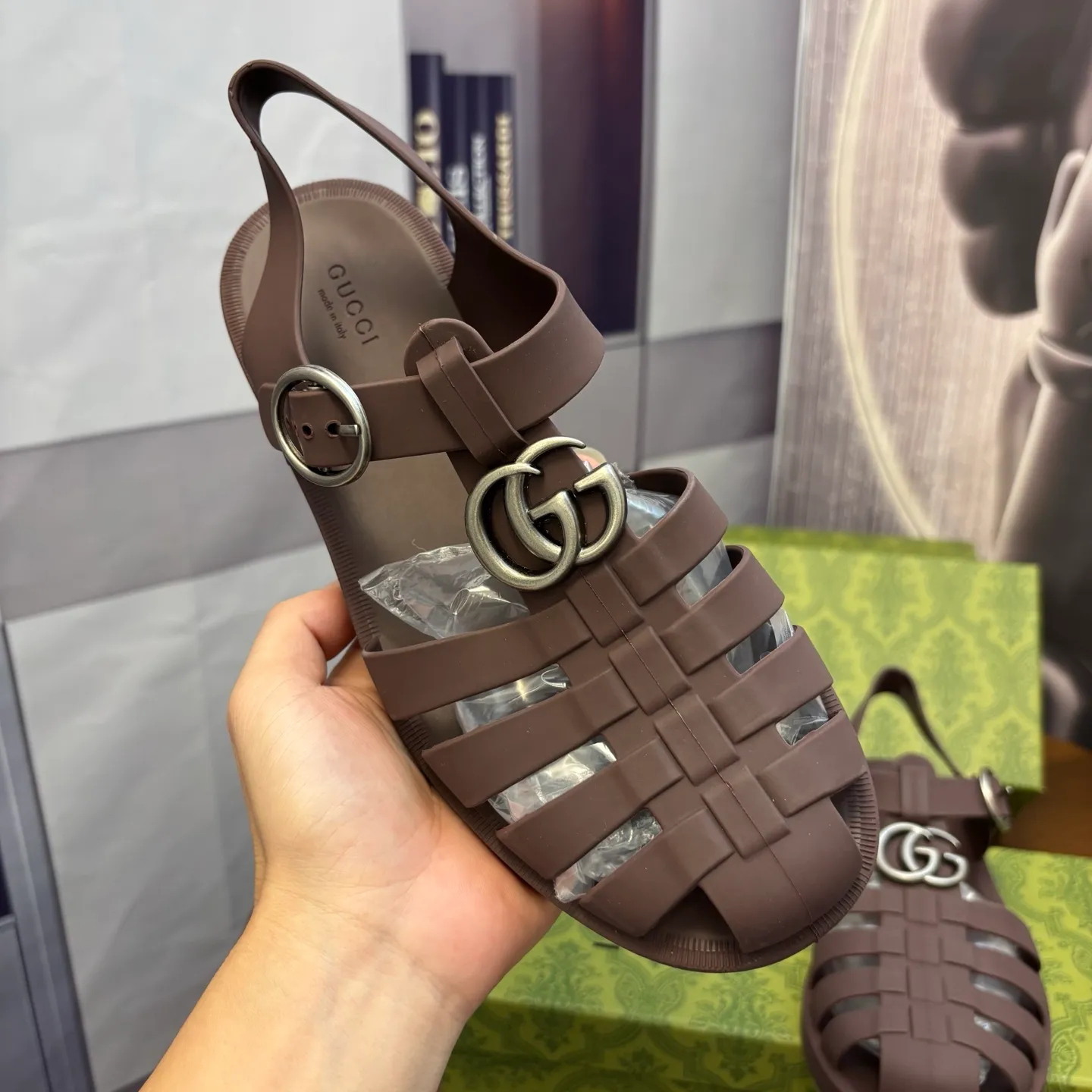 Men's shoes 260💰 [Gucci] Counter quality, top-quality original goods, real photos! Original TPU material, fine workmanship, comfortable; genuine 1:1 replica Size: 36 ~ 46